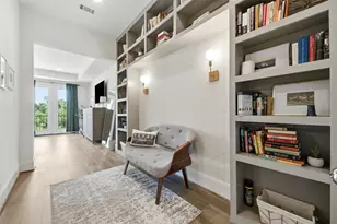 1908 W 25th St, Houston, TX 77008 - Photo 13