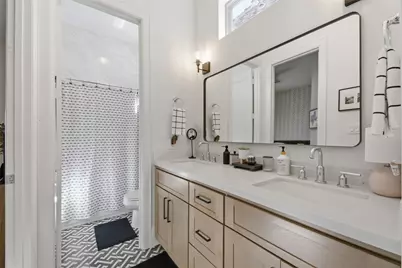 1908 W 25th Street, Houston, TX 77008 - Photo 29