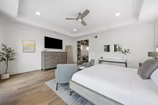 1908 W 25th St, Houston, TX 77008 - Photo 15