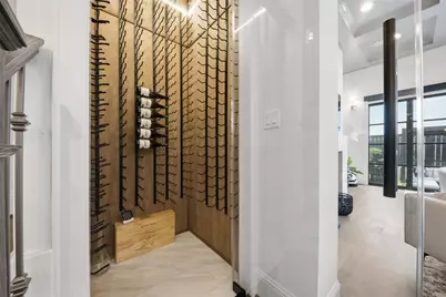 1908 W 25th Street, Houston, TX 77008 - Photo 25