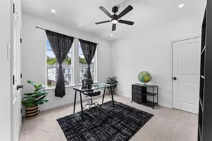8132 Sunnyhill St, Houston, TX 77088 - Photo 17
