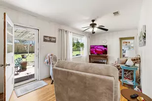 111 Circle Dr, Cleveland, TX 77327 - Photo 13