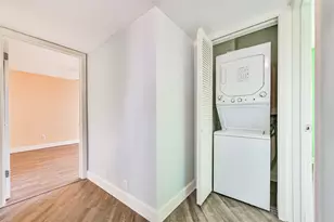 7312 Seawall Blvd, Galveston, TX 77551 - Photo 11