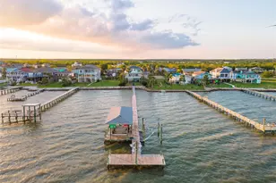 1617 Dick Bay Dr, Dickinson, TX 77539 - Photo 1