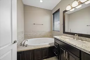 1115 W 18th St, Houston, TX 77008 - Photo 19