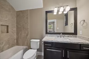 1115 W 18th St, Houston, TX 77008 - Photo 25