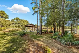 52 Hunters Creek Dr, Huntsville, TX 77340 - Photo 33