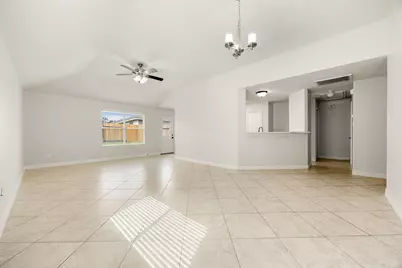 29123 Foxingham Circle, Spring, TX 77386 - Photo 9