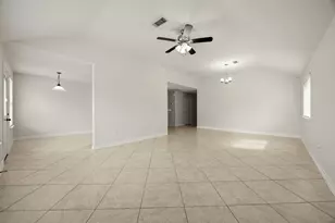 29123 Foxingham Cir, Spring, TX 77386 - Photo 15