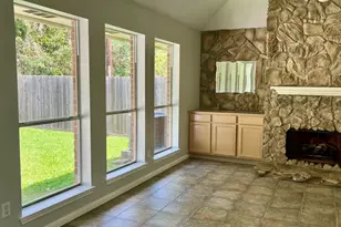 4219 Hermitage Hollow Ln, Kingwood, TX 77339 - Photo 9