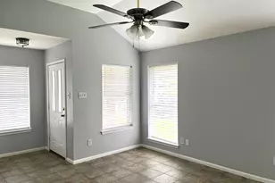 4219 Hermitage Hollow Ln, Kingwood, TX 77339 - Photo 3