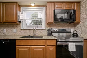 706 Yale Ln, Deer Park, TX 77536 - Photo 15