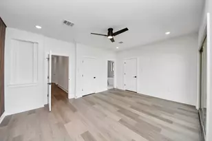 5630 Dolores St, Houston, TX 77057 - Photo 19