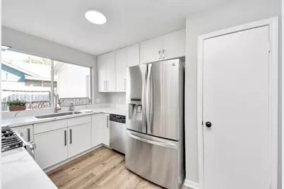 9114 Spellman Road, Houston, TX 77031 - Photo 9