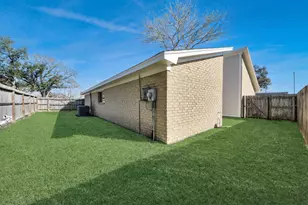 9114 Spellman Rd, Houston, TX 77031 - Photo 27
