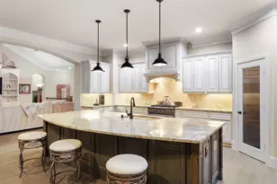 1110 Highborne Cay Ct, Texas City, TX 77590 - Photo 9