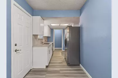 2613 Timber Drive, Dickinson, TX 77539 - Photo 9