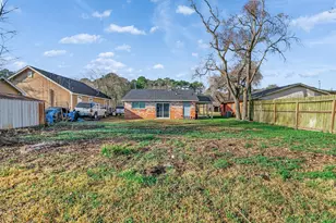 2613 Timber Dr, Dickinson, TX 77539 - Photo 25