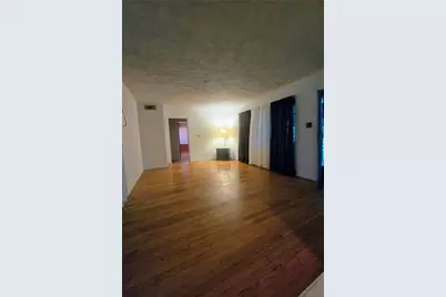 5659 Westover Street, Houston, TX 77033 - Photo 5