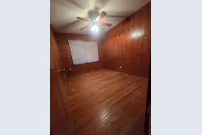 5659 Westover Street, Houston, TX 77033 - Photo 5