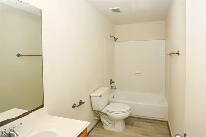 13034 Stratford Skies Lane, Houston, TX 77072 - Photo 15