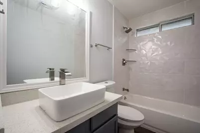 1422 Ruthven Street, Houston, TX 77019 - Photo 23