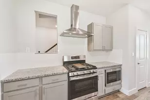 13083 Clear View Dr, Willis, TX 77318 - Photo 11