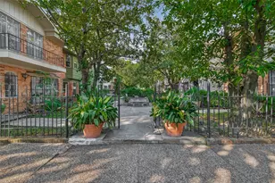 5534 Holly St, Houston, TX 77081 - Photo 47