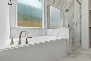 11816 S Pavillion Dr, Mont Belvieu, TX 77523 - Photo 15