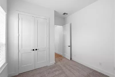 11816 South Pavillion Drive, Mont Belvieu, TX 77523 - Photo 17