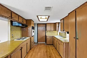 21205 Evans Ln, Washington, TX 77880 - Photo 13