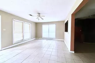 2814 Elysian St, Houston, TX 77009 - Photo 3