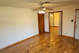 11319 Walk Dr, Houston, TX 77076 - Photo 5