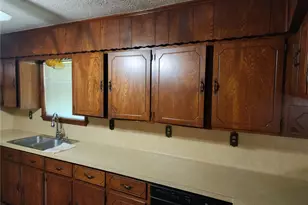 11319 Walk Dr, Houston, TX 77076 - Photo 17