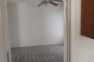 10822 Lynbrook Dr, Houston, TX 77042 - Photo 15