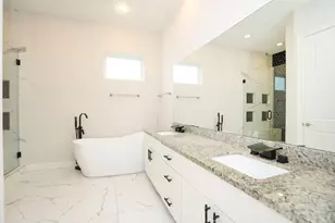 2212 Stuart St, Houston, TX 77004 - Photo 9