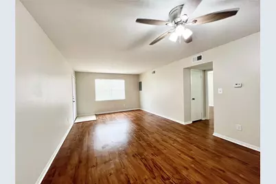 2400 5th Street #8, Bay City, TX 77414 - Photo 3