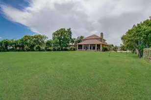 11610 Cedar Gully Rd, Beach City, TX 77523 - Photo 13
