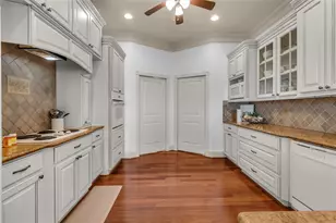 11610 Cedar Gully Rd, Beach City, TX 77523 - Photo 17