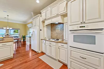 11610 Cedar Gully Road, Beach City, TX 77523 - Photo 11