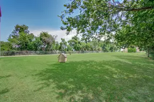 11610 Cedar Gully Rd, Beach City, TX 77523 - Photo 7
