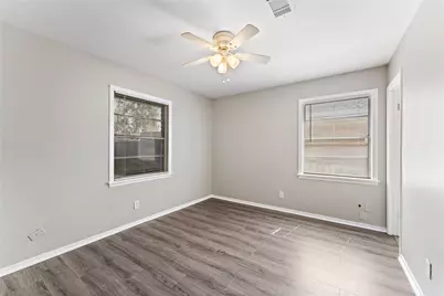 2910 Somerset Avenue, Texas City, TX 77590 - Photo 7