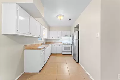 2910 Somerset Avenue, Texas City, TX 77590 - Photo 3