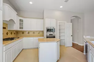 2635 Katie Harbor Dr, Manvel, TX 77578 - Photo 9