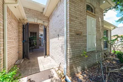 24922 Cinco Manor Lane, Katy, TX 77494 - Photo 3