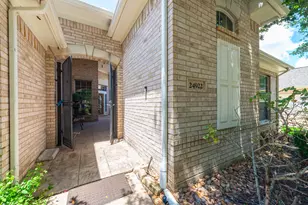 24922 Cinco Manor Ln, Katy, TX 77494 - Photo 3