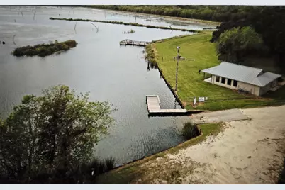 212 Middle Bayou Trail, Angleton, TX 77515 - Photo 7