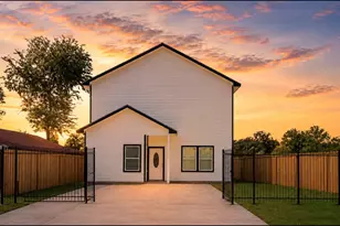 7989 Sunbury St, Houston, TX 77028 - Photo 3