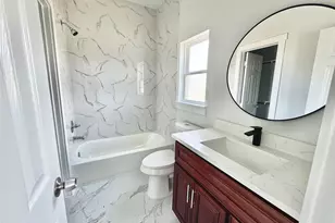 7989 Sunbury St, Houston, TX 77028 - Photo 9