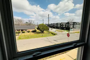 7989 Sunbury St, Houston, TX 77028 - Photo 17